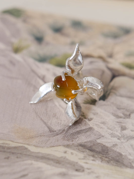 Unravel floral ring