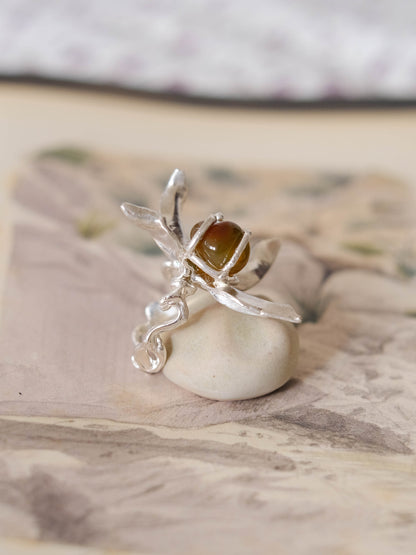 Unravel floral ring
