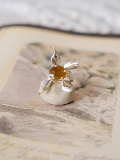 Unravel floral ring